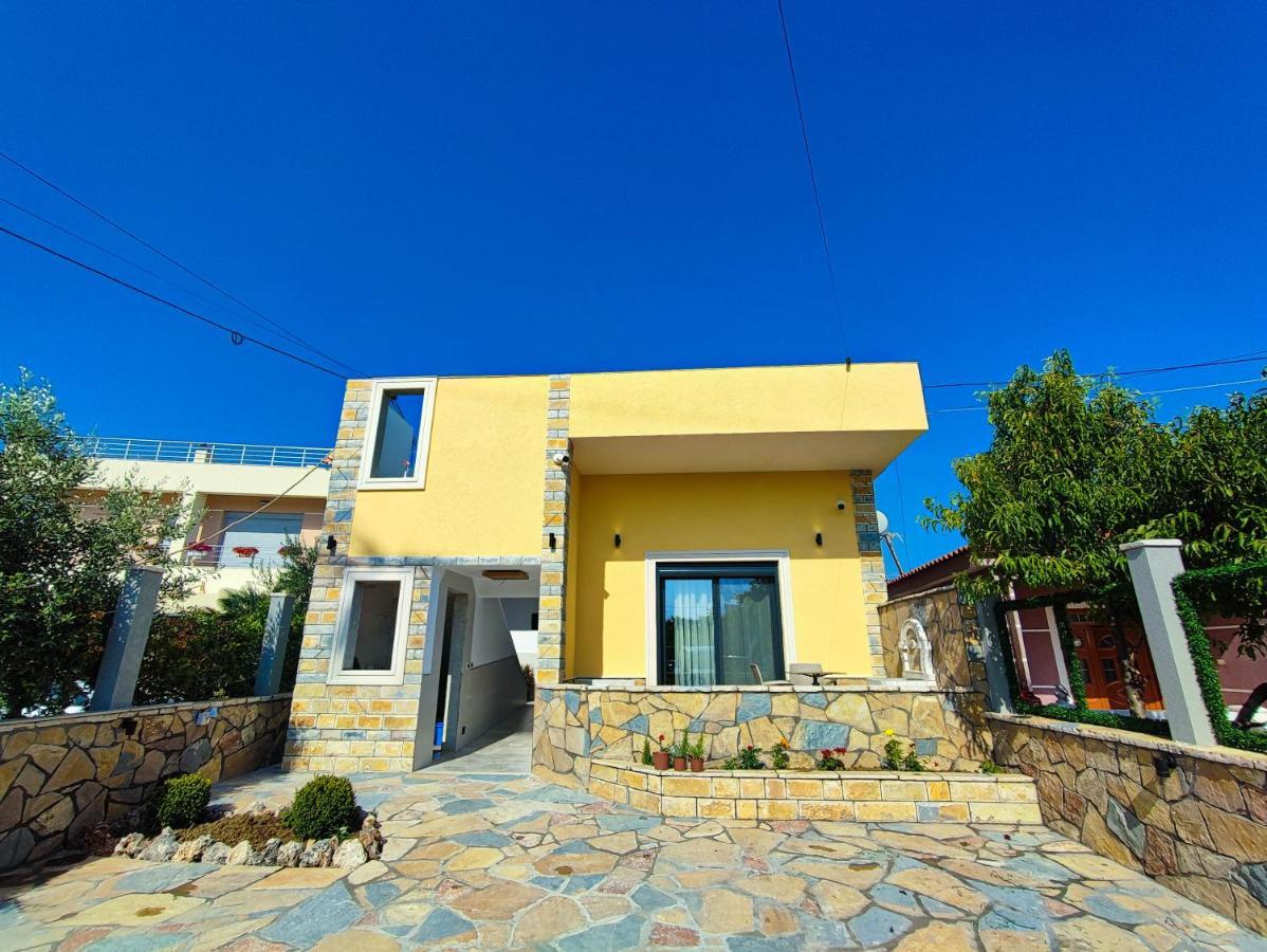 Arial Trinity Suites Vlore Exterior photo