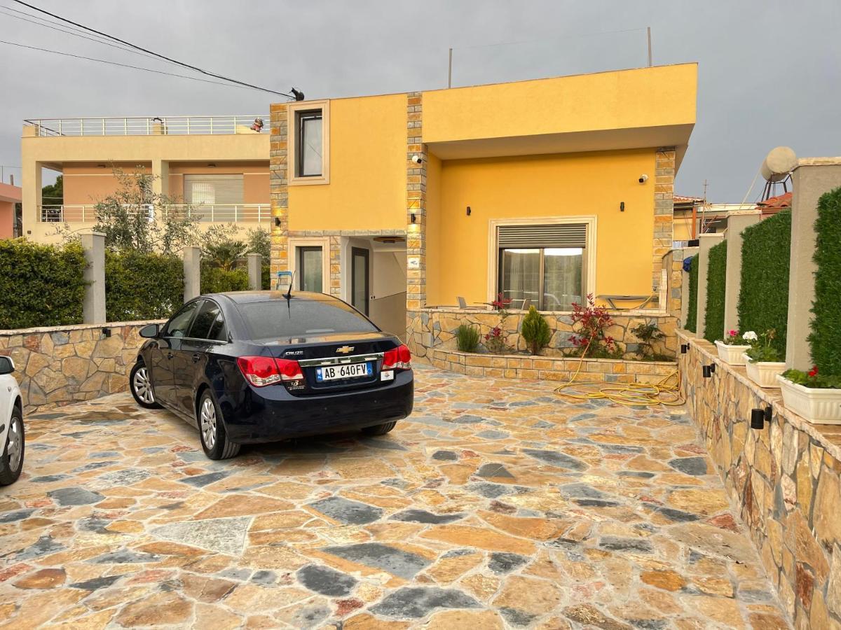 Arial Trinity Suites Vlore Exterior photo