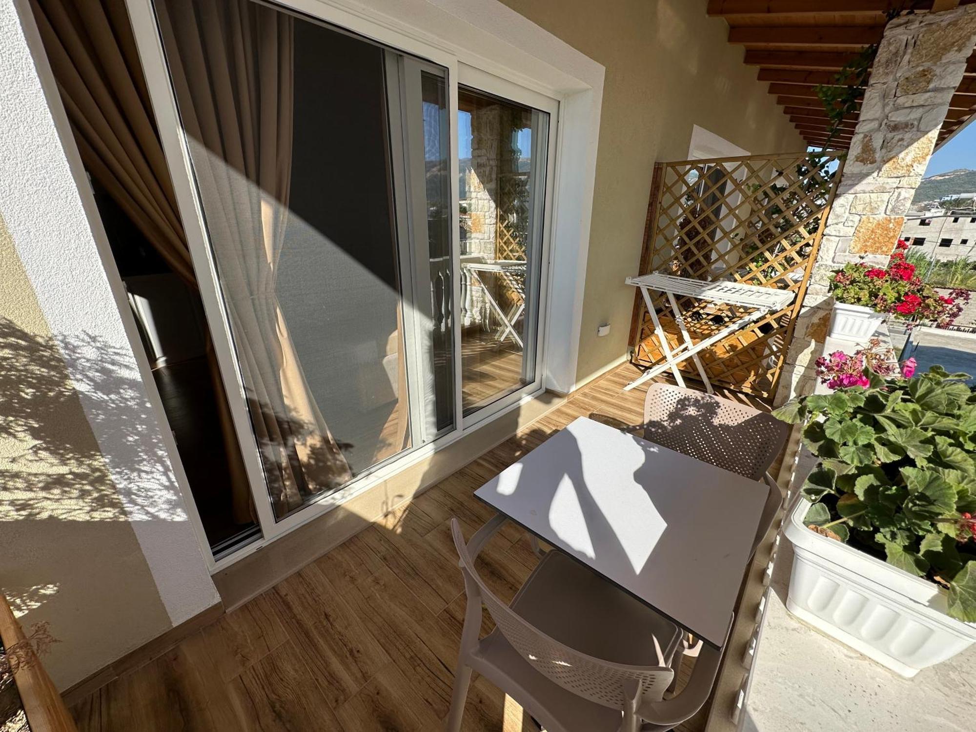 Arial Trinity Suites Vlore Room photo